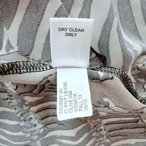 Banana Republic x Issa London 3/4 Sleeve Zebra Print Kimono Dress in Dark Olive - Picture 8 of 13